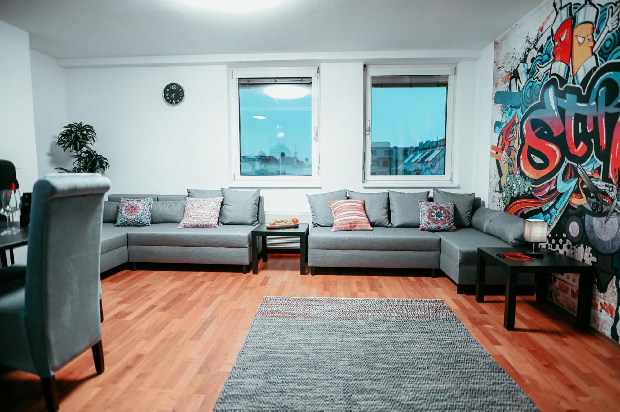 Shopping Center 8 Appartement *